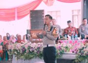 Peduli Pendidikan, Polres Jember Beri Bantuan untuk Ratusan Pelajar di Ruwatan Lantas