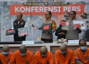 Polres Probolinggo Kota Berhasil Amankan Tersangka Pencurian dan Penadah Playstation dan Laptop