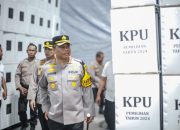 Kapolrestabes Surabaya Pastikan Keamanan dan Kesiapan Pilkada 2024, Cek Gudang Logistik KPU