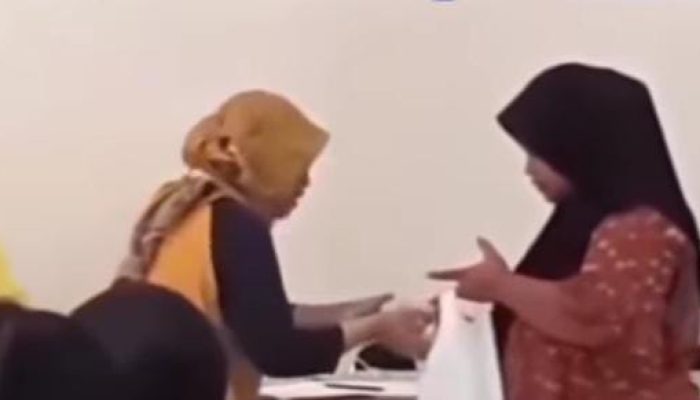 Viral Penyaluran Bantuan untuk Ibu Hamil di Dayeuhkolot Sekedar Formalitas