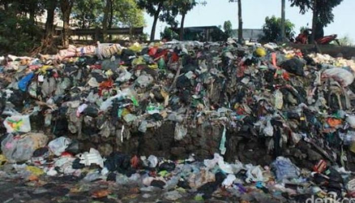 Pjs. Bupati Dikky Achmad Sidik Lakukan Langkah Kurangi Voume Pengiriman Sampah