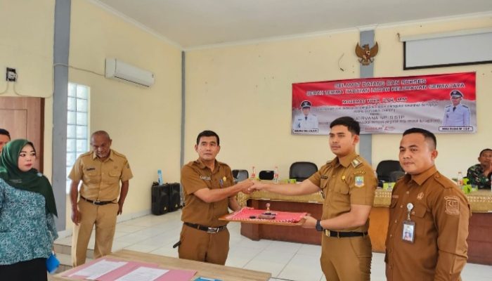 Indra Irvana Gantikan M Toha Sebagai Kepala Kelurahan Sertajaya Dihadiri Sekcam Cikarang Timur