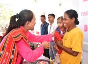 Ketum Bhayangkari Pusat Kembali Salurkan Ribuan Paket Bansos di Maluku Barat Daya