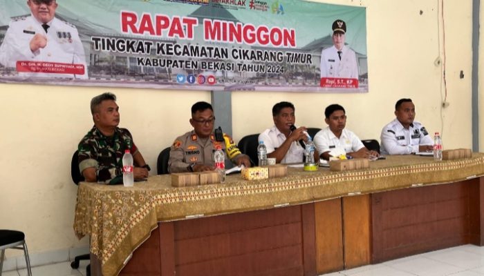 Kapolsek Cikarang Timur Hadiri Giat Rapat Minggon Tingkat Kecamatan di Kelurahan Setajaya