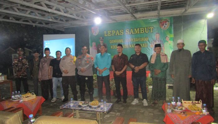 Kapten Inf Sayute Pradodo Terima Serah Tugas Dari Kapten CKE Ibrohim Dalam Pisah Sambut Danramil 11 Pebayuran