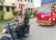 Kapolsek Cikarang Timur Terjunkan Bhabinkamtibmas Amankan Distribusi Logistik Pilkada Serentak 2024