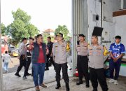 Polresta Banyuwangi Kawal dan Amankan Hasil Hitung Suara Pilgub yang Dikirim ke KPU Jatim