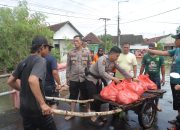 Aksi Heroik Polres Mojokerto Demi Keselamatan Masyarakat,Terjang Banjir Salurkan Bantuan dan Evakuasi Warga