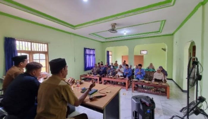 Kepala Desa Karang Harum Gelar Kajian Dan Pelatihan Pemulasaraan Jenazah