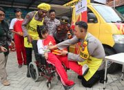 Mobil Senyum Polres Tulungagung Hadir Berbagi Makanan Bergizi, Pelajar SLB Riang Hati