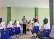 Kasatlantas Polres Sampang Gelar Sosialisasi Dikmas Lantas dan Kamseltibcar di SMAN 1 Ketapang.