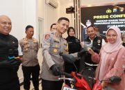 Pelaku Curanmor Ditangkap, Kapolres Ponorogo Kembalikan Motor Milik Korban.