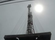 Diduga Kecerobohan Tiang Penyanggah Tower Provider di Kabupaten Bekasi Roboh, Timpa Sejumlah Pekerja