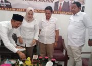 HUT ke-17 Partai Gerindra, DPC Ngawi Rayakan dengan Pemotongan Tumpeng.