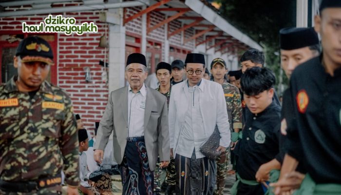 Ribuan Jamaah Padati Dzikro Haul Masyayikh PP Al Fattah Kikil