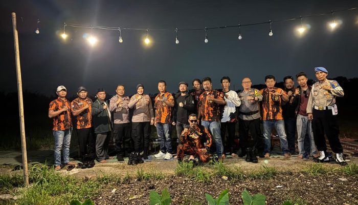 Pererat Silaturahmi Kapolsek Kedung Waringin Kunjungi Ormas PP PAC Kedung Waringin.