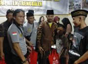 Bakti Sosial LSM Kompak Dan Relawan Suket Teki Trenggalek.