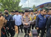 Momen Hangat Kapolri Kunjungi Keluarga AKP Anm Lusiyanto, Ungkap Dukacita Mendalam.