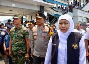 Kapolda Jatim Bersama Pangdam V Brawijaya dan Gubernur Tinjau Arus Mudik di Pelabuhan Ketapang.