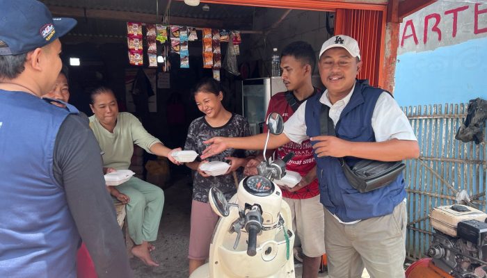Pemdes Labansari Gercep Bantu Warga Terdampak Banjir Imbas Luapan Kali Cibeet