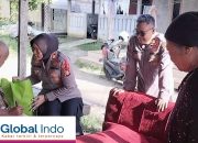 Jum’at Berkah di Bulan Ramadhan, Kapolsek Kedung Waringin Berikan Bantuan Sembako kepada warga kurang mampu.