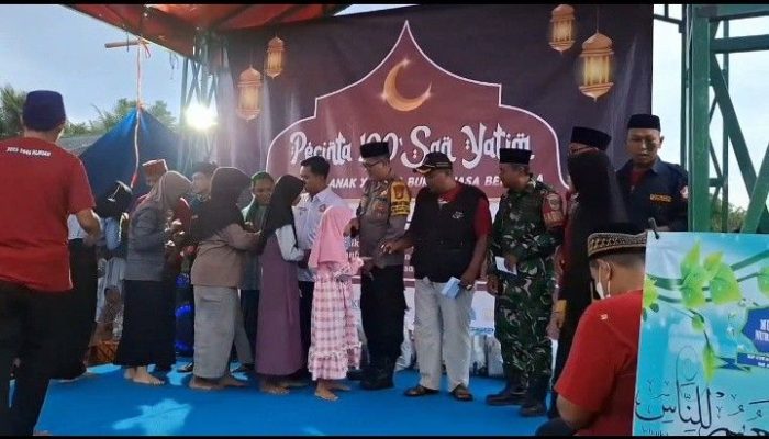 Gabungan Karang Taruna, Remaja Musola Nurul Iman Dan XTC Santuni 200 Anak Yatim Piatu