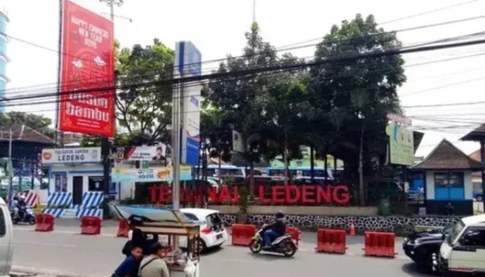 Dugaan Penyelewengan Retribusi Kendaraan Dan Kios di Terminal Ledeng Kota Bandung Terus Terjadi