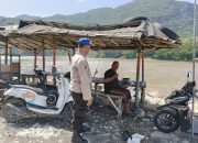Jaga Kondusifitas, Polairud Polres Jember Gelar Patroli di Kawasan Wisata Pantai.