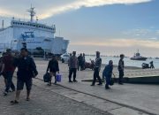 Polres Pelabuhan Tanjung Perak Optimalkan Pelayanan Arus Balik Jalur Laut.