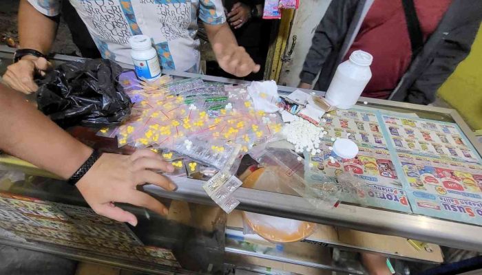 Di Bantu FORTAL, Polsek Cikarang Timur Tindak Toko Diduga Jual Obat Terlarang Type G