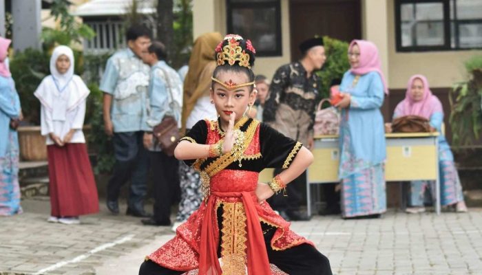 Jaring Minat dan Bakat Ratusan Pelajar SD ikuti Lomba FLS2N 2025 Tingkat SD Se- Kecamatan Cikarang Timur