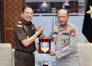 Kapolda Jatim Terima Kunjungan Kajati Perkuat Sinergitas Antar Lembaga Penegak Hukum