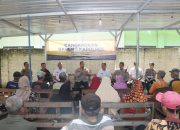 Cangkrukan Kamtibmas Polres Kediri Kota Berbagi Sembako dan Gelar Bakti Kesehatan