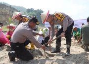 Sambut Hari Bhayangkara ke-79 Polres Tulungagung dan Bhayangkari Gelar Baksos dan Tanam Mangrove