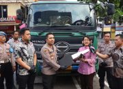 Senyum Sumringah Korban Curanmor Saat Polres Pelabuhan Tanjung Perak Temukan dan Kembalikan Kendaraan yang Hilang