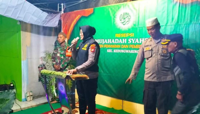 Pengajian ‘Sholawat Wahidiyah’ Mujahadah Syahriah di Hadiri Kapolsek Kedungwaringin