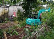 Bertahun-tahun Tak Terawat Pemerintah Kelurahan Sertajaya Inisiatif Normalisasi Pendangkalan Irigasi