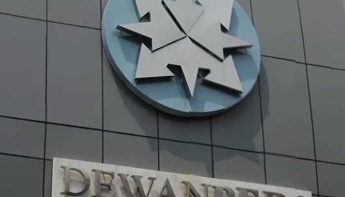 Wartawan Dipaksa Menjadi Pelacur, Pemilihan Anggota DP Langgar undang-undang pers