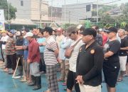 “Cegah DBD” Pemdes Bersama Warga Perum Graha Asri Desa Jatireja Gotong Royong Bersihkan Saluran Pembuangan Air