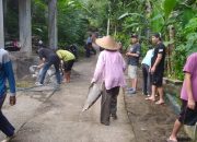 Gotong Royong Perbaikan Jalan Dusun Nglaban Suro Karangrejo Trenggalek,Bentuk Protes Warga.