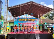 Danramil 0801/08 Tulakan Hadiri Gebyar Paud Dalam Rangka Hari Anak Nasional