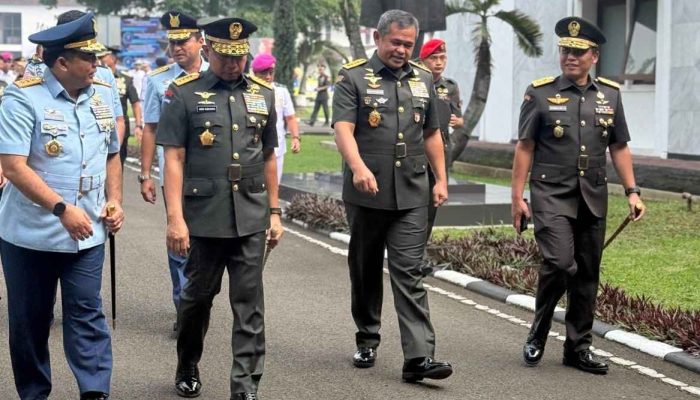 Pangdam III/Slw Hadiri Penutupan Dikreg LIII Sesko TNI TA. 2025