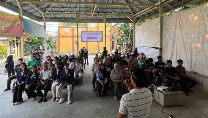 Kolaborasi Epik Karang Taruna Desa Jatireja Bersama President University Bangun Wirausaha Muda Melalui Program Literisasi Digital UMKM