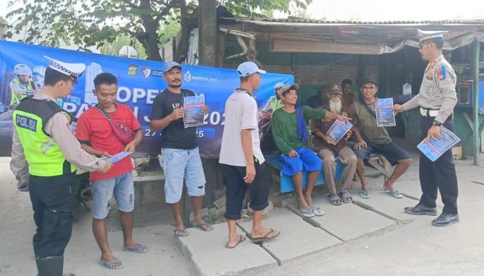 Unit Lantas Polsek Cikarang Timur Lakukan Sosialisasi Operasi Patuh Jaya 2025 Ciptakan KAMSELTIBCARLANTAS