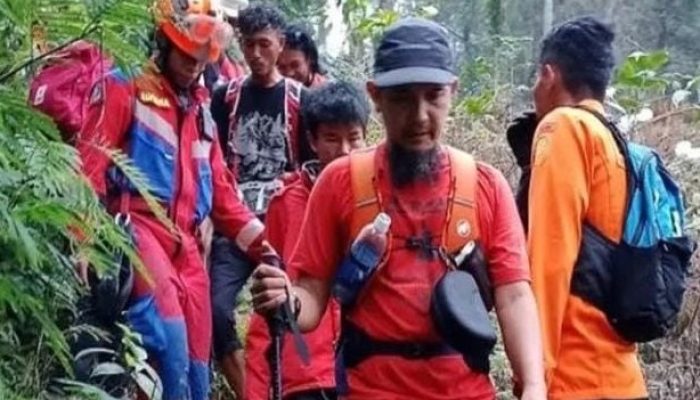 Dua Remaja Asal Banjaran Terjatuh Saat Mendaki Puncak Mega Gunung Puntang