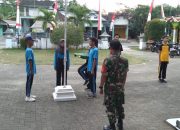 Sambut Hut RI Ke 80, Babinsa Koramil 0801/03 Arjosari Beri Pelatihan Paskibraka Kecamatan