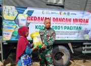 Antusias Warga Desa Poko Sambut Gerakan Pangan Murah Dari Kodim 0801/Pacitan