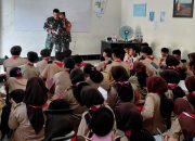 Babinsa Koramil 08/Lemah Abang Kodim 0509 Berikan Materi Kepemimpinan Berkarakter di Hadapan LDKS SMK Pariwisata Kabupaten Bekasi