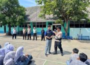 Police Goes To School Polsek Kedung Waringin Hadir di SMK Karya Bakti Kp Rengas Bandung