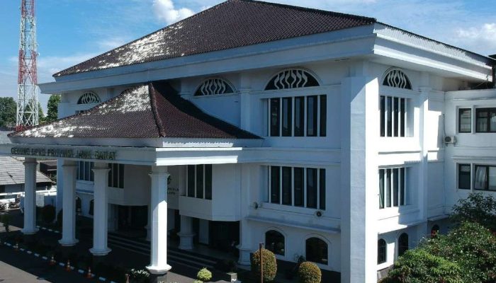 Dugaan Pemotongan Dana Hibah Oleh Oknum DPRD Jabar Mencuat di Media